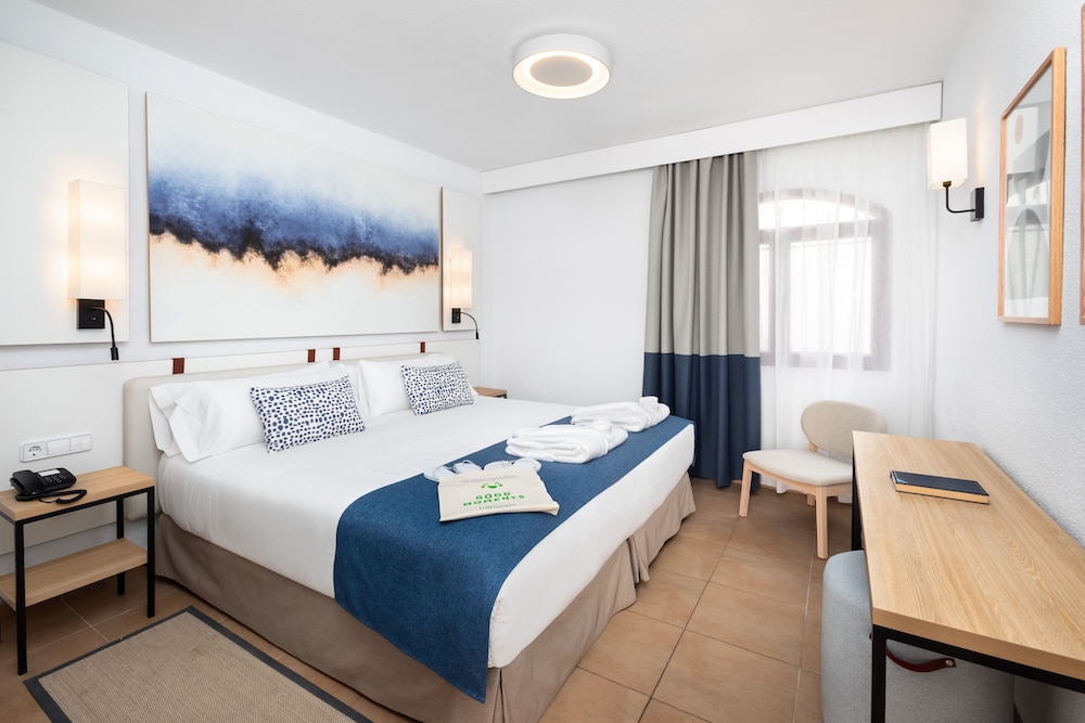 1 BEDROOM, PREMIER, SUITE