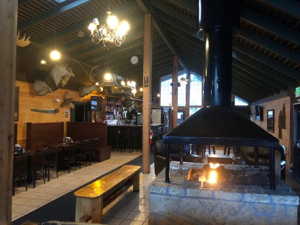 Shasta Inn 33/46