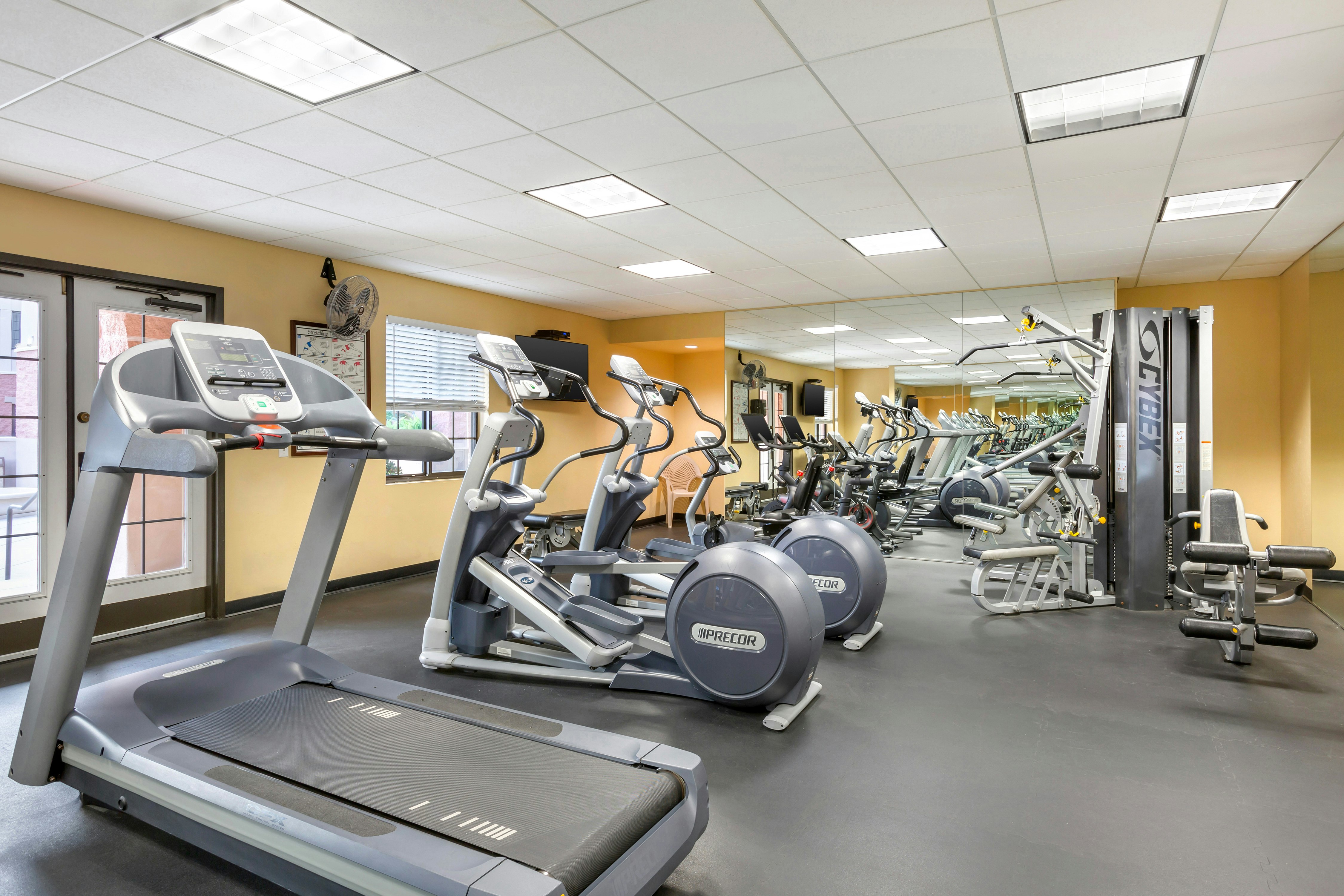 Hilton Vacation Club Varsity Club Tucson 19/42