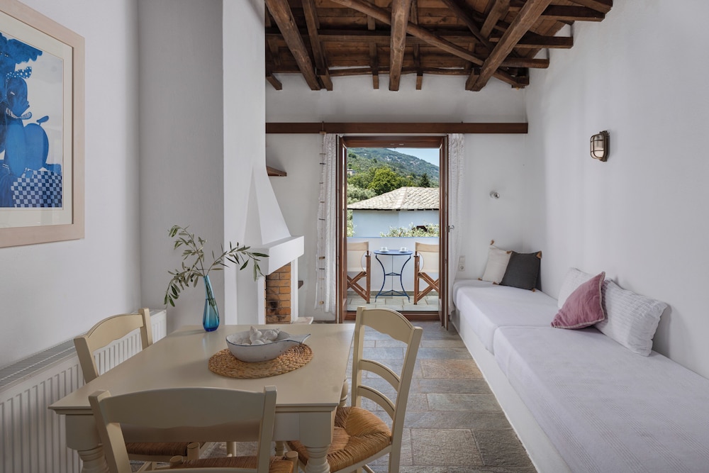 Aeolos Hotel and Villas Pelion 13/50
