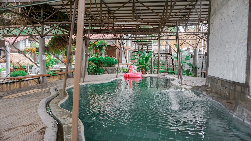 Vila Air Natural Resort 24/50