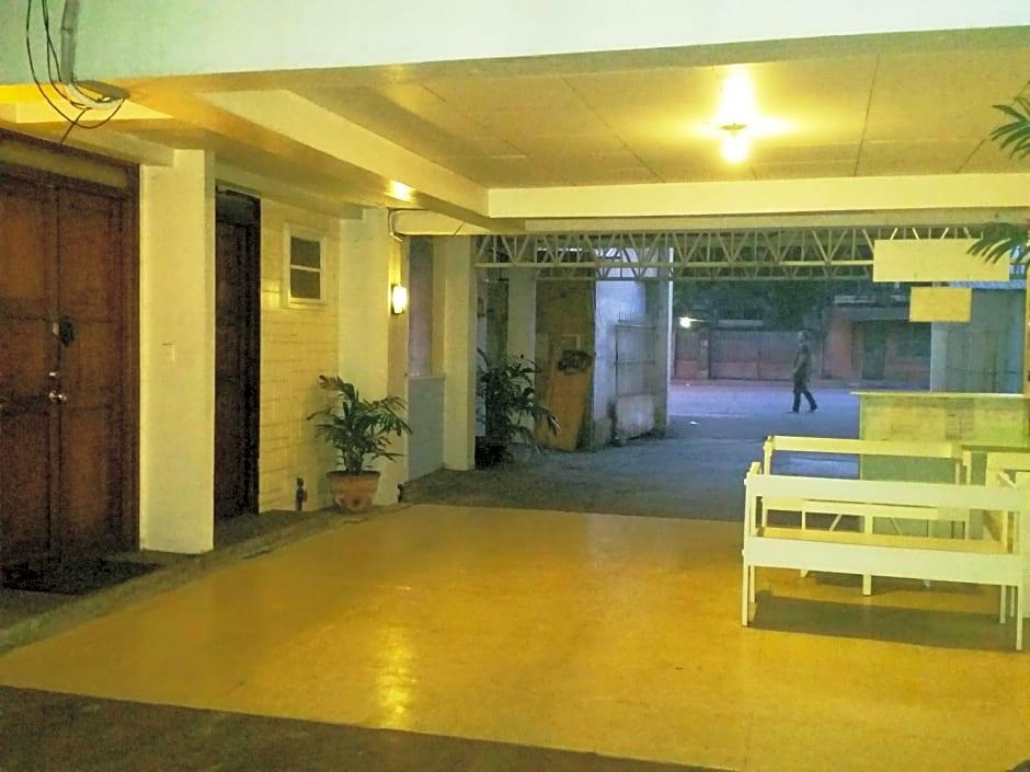 Mainstreet Pension House 18/30