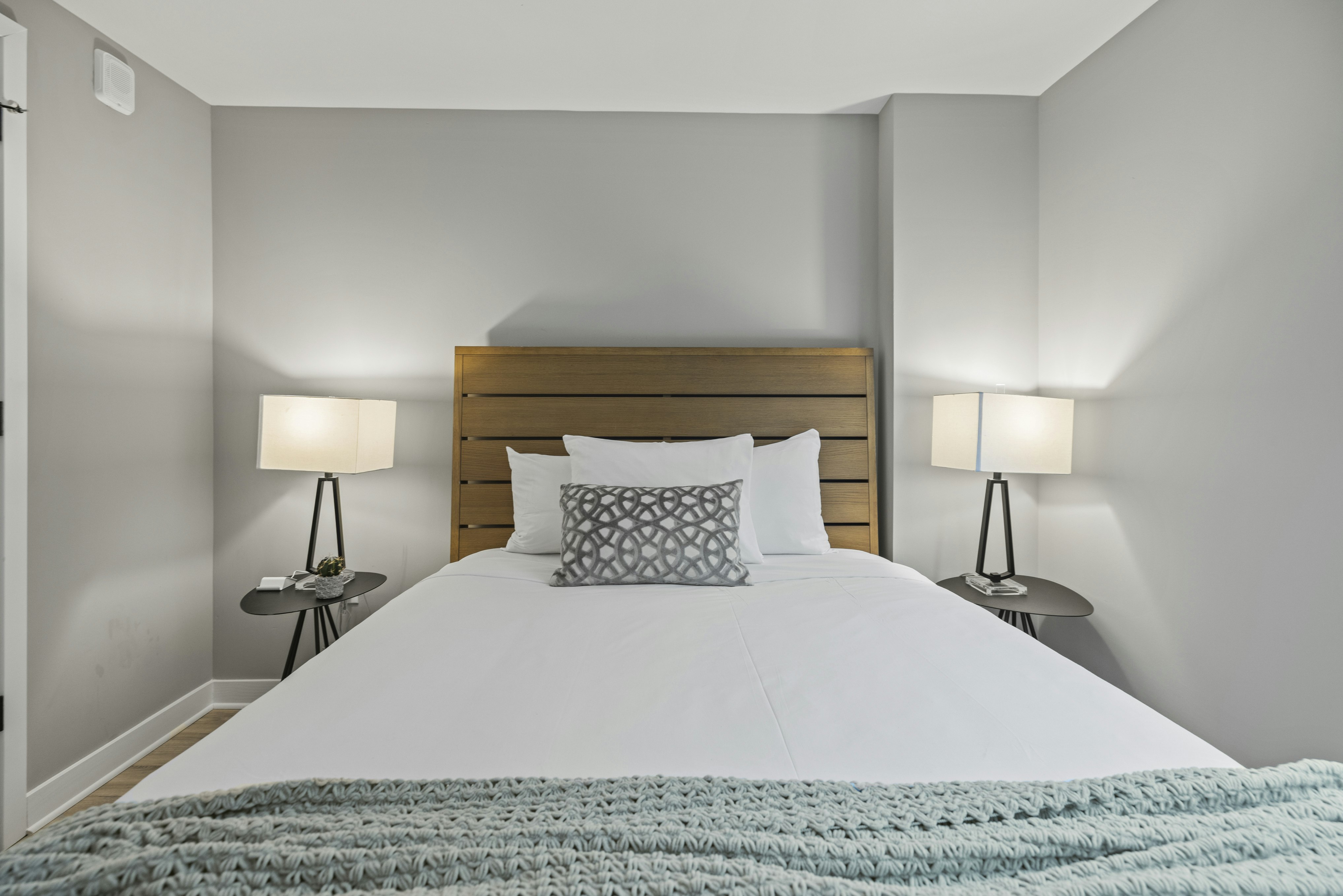 1 Bedroom, Premium, Apartment, Den