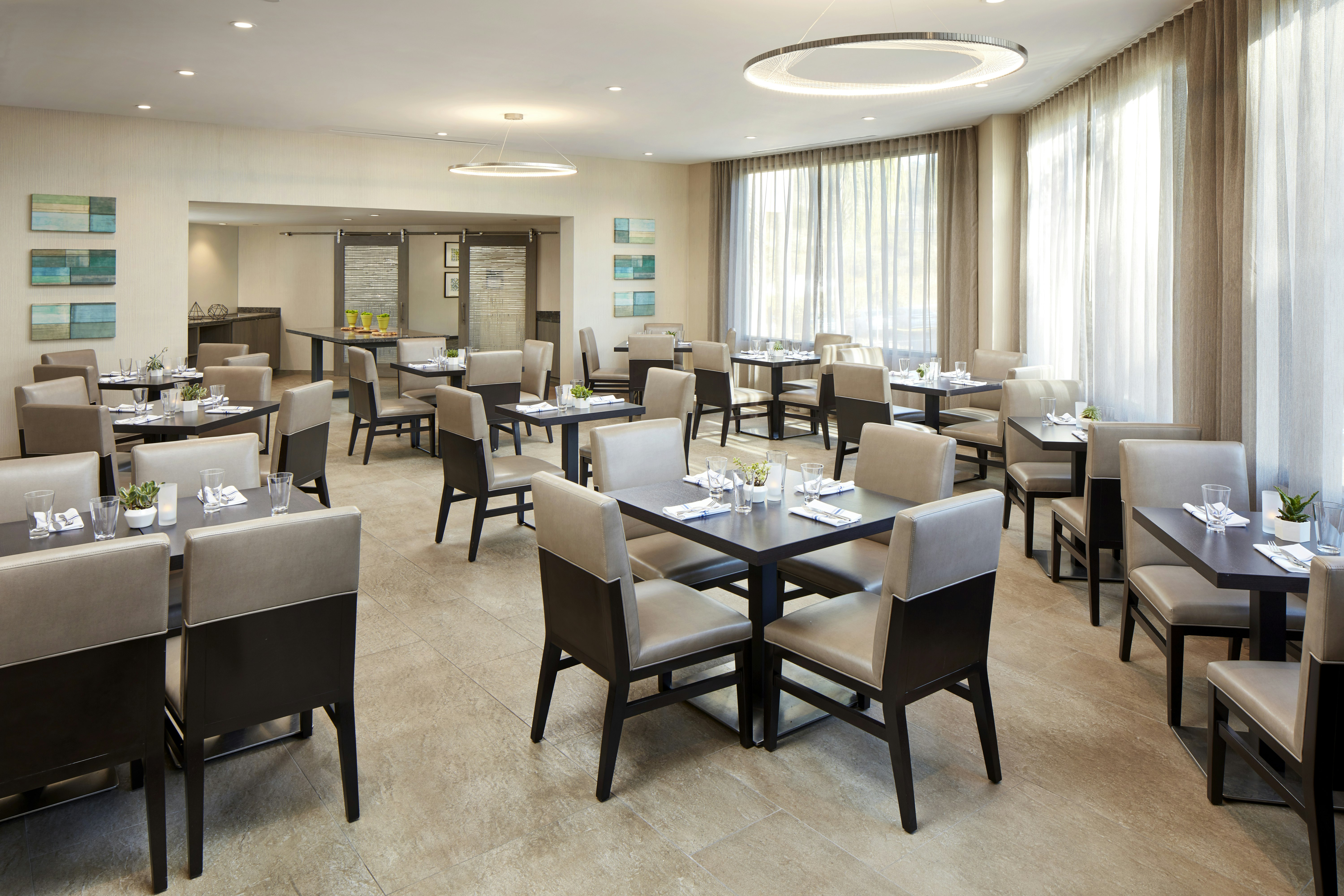Hilton Garden Inn San Diego Mission Valley Stadium 38/67