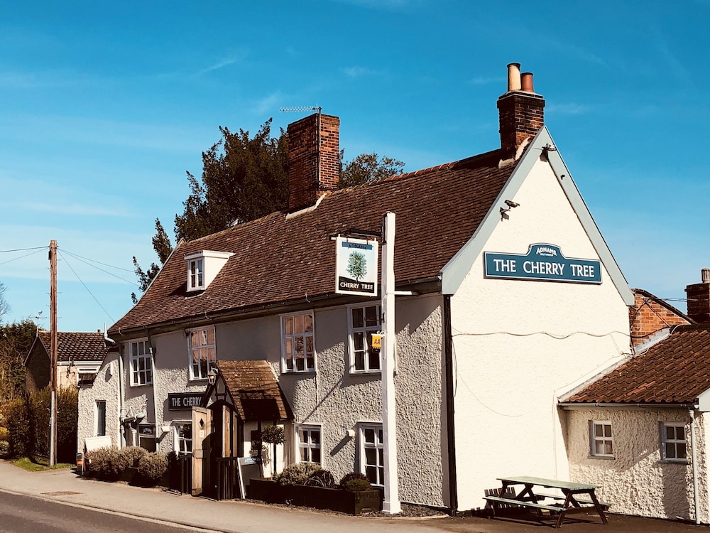 Cherry Tree Pub 2/37