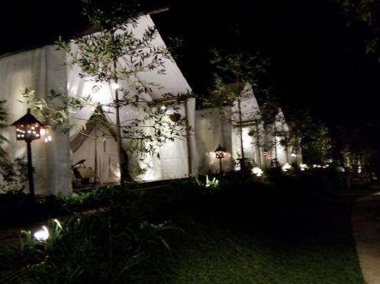 Maribaya Glamping Tent 16/22