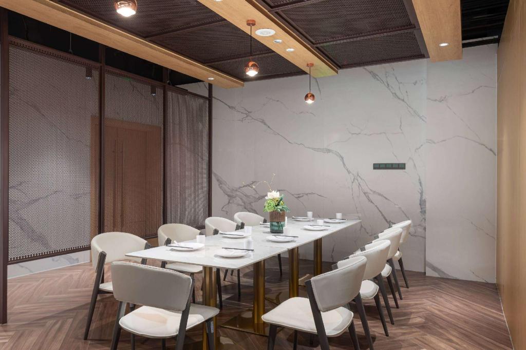 Days Hotel by Wyndham Changsha Huanghua Intl Airport 21/25