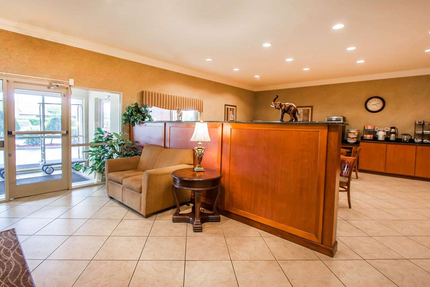 Quality Inn and Suites Germantown North 7/37