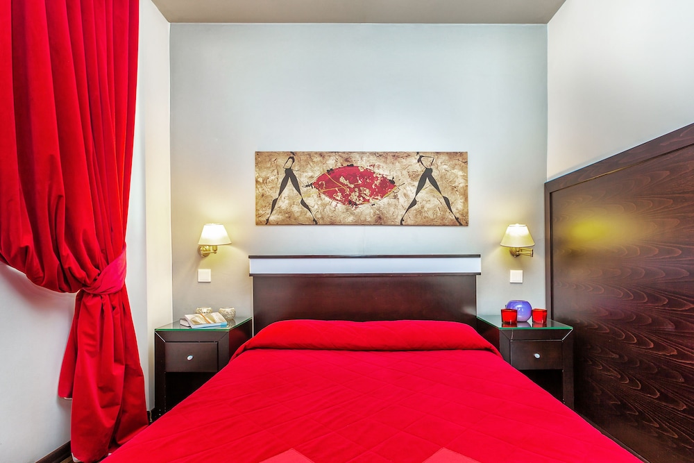 Egnatia Hotel 5/33