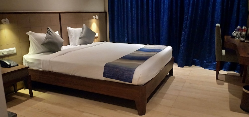Cosmique Clarks Inn Suites Goa 27/48
