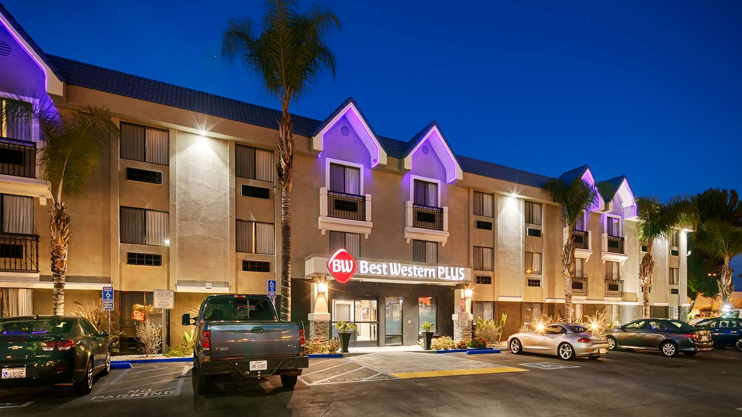 Best Western Plus Diamond Valley Inn 12/13