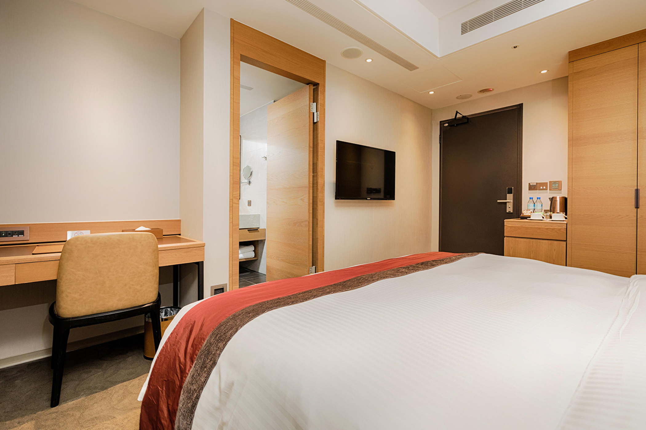 Inner, Double Bed