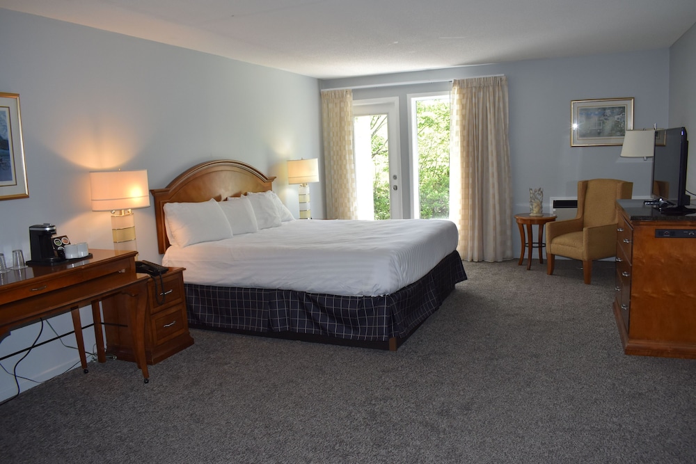Dundee Resort And Golf Club 32/70