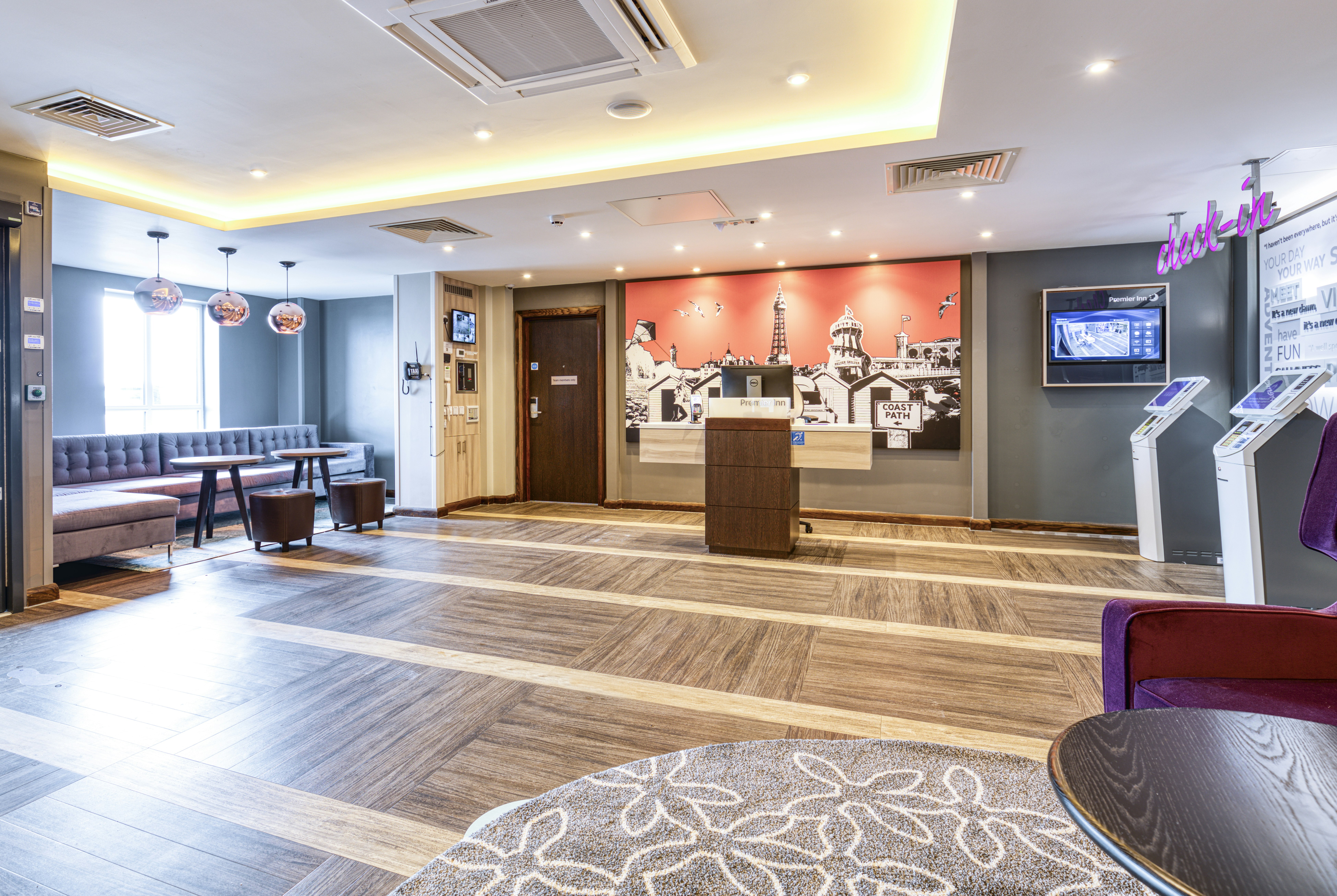 Premier Inn Newquay (Seafront) 4/30