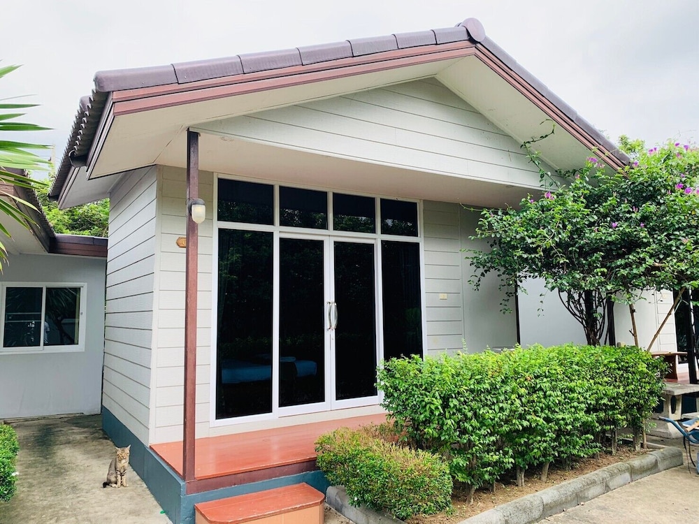 Baan Suan Khun Yaiy Nakhon Nayok 1/71