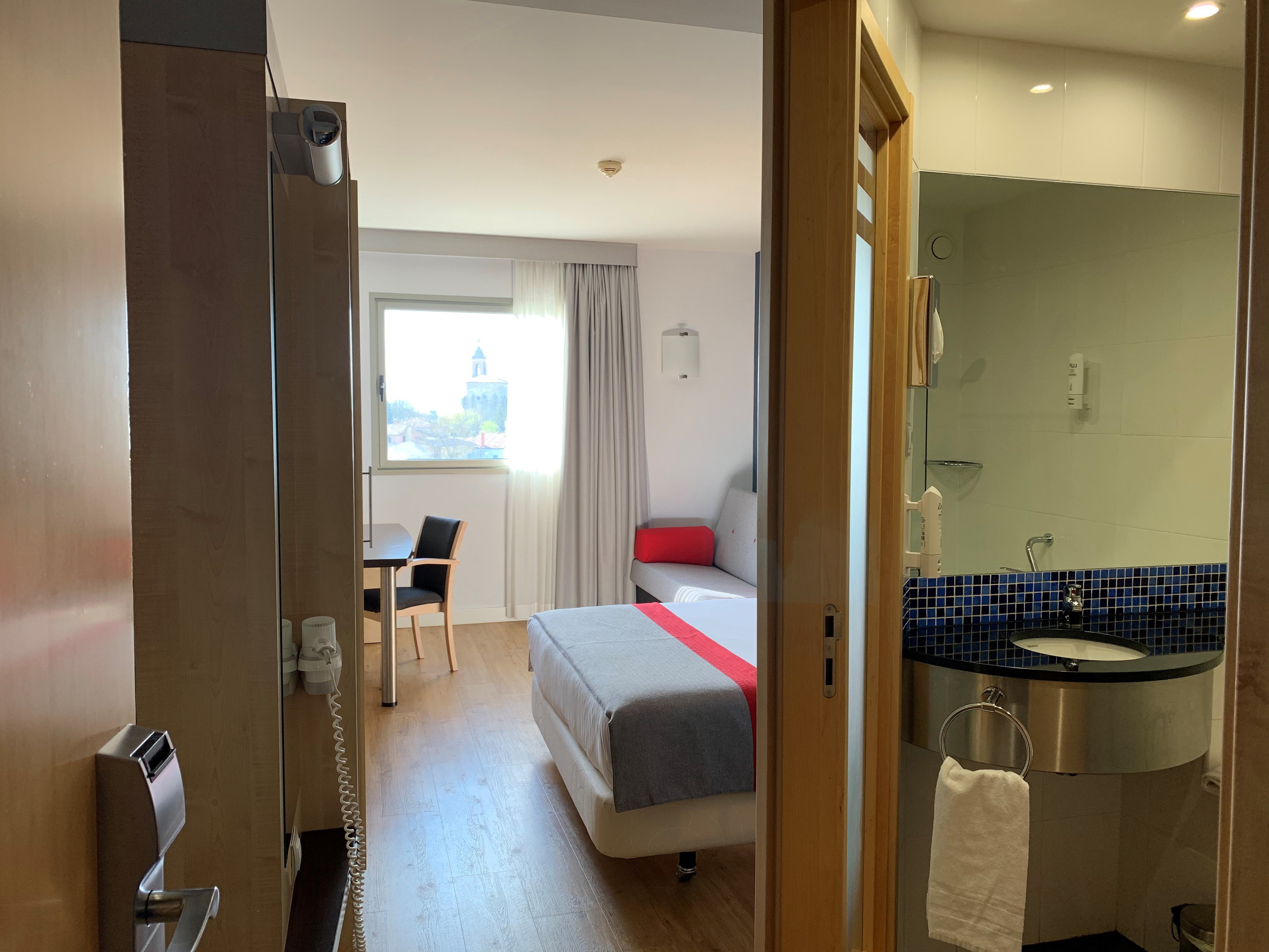 HOLIDAY INN EXPRESS VITORIA 43/43