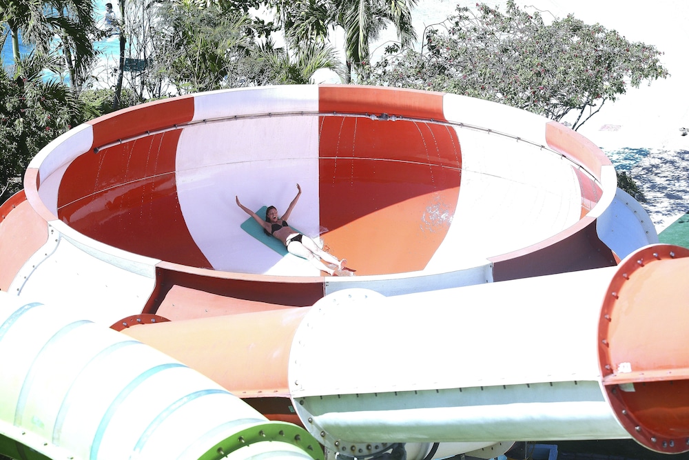 Jpark Island Resort and Waterpark Cebu photo3
