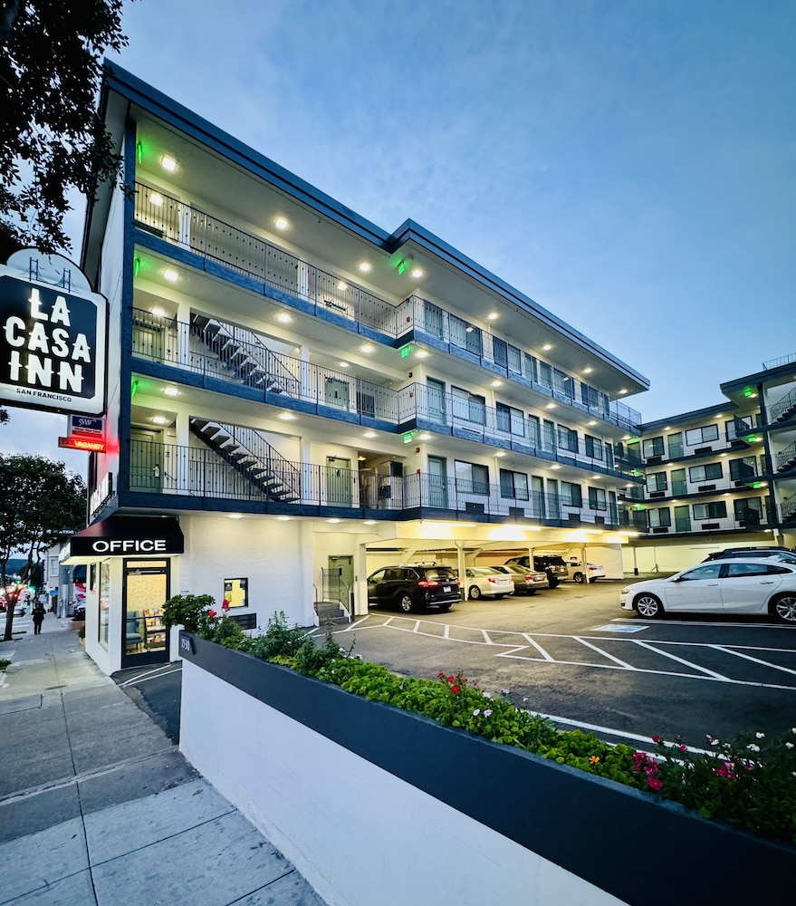 La Casa Inn 7/50