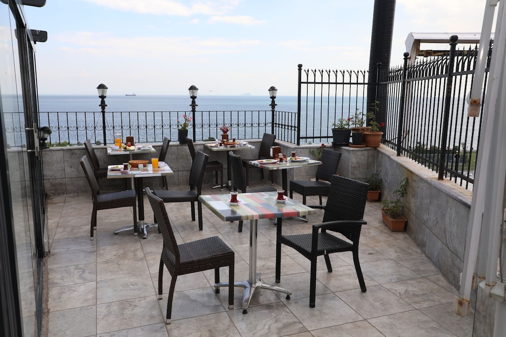 Sea House Suites 39/50