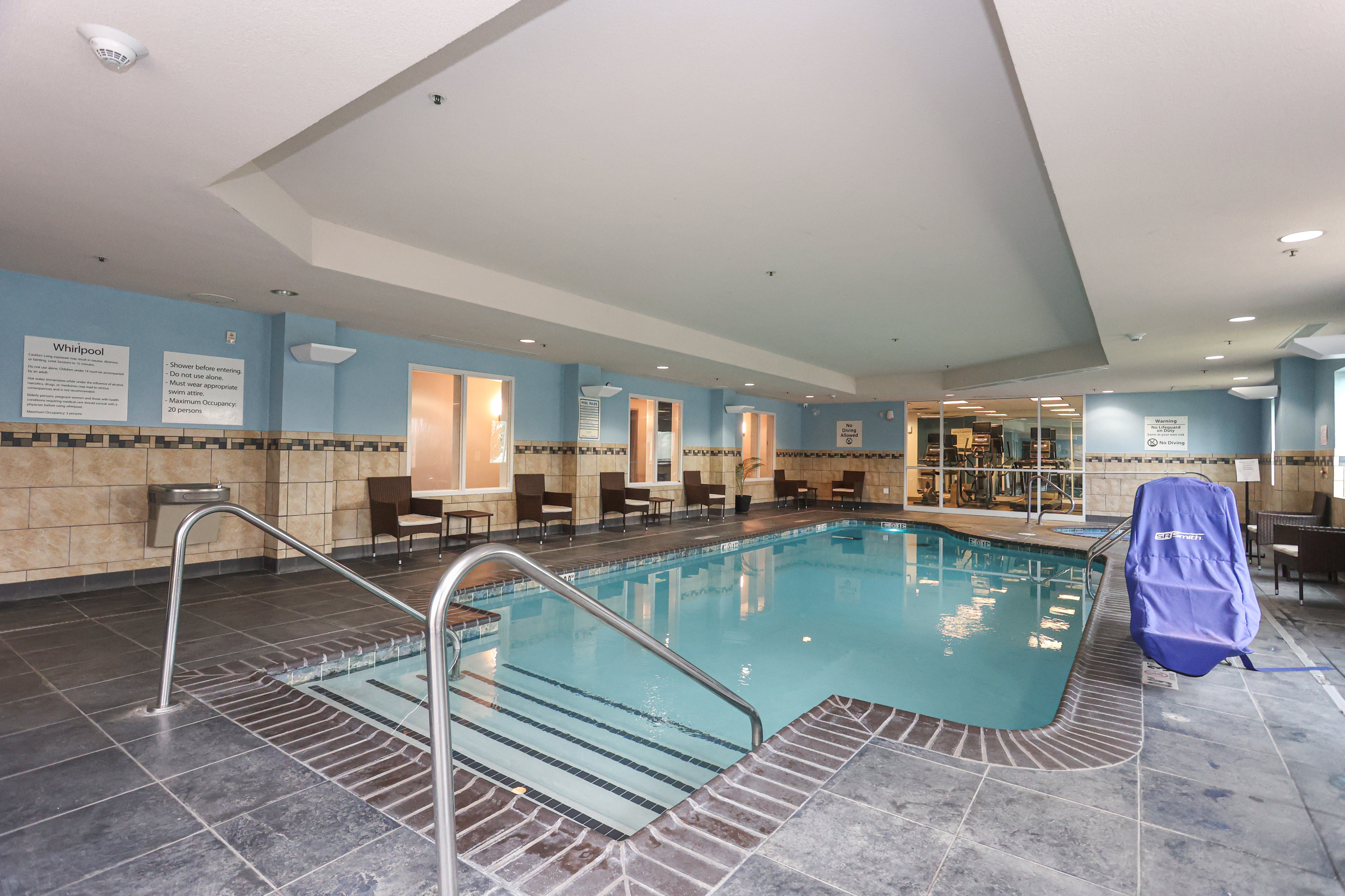 Holiday Inn Express Hotel & Suites Tulsa South Bixby 24/50