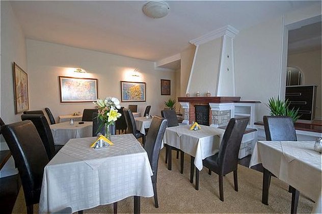 Philia Hotel 34/48