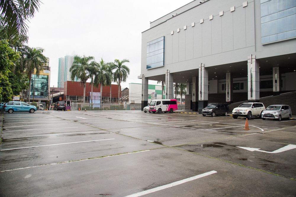 Orchardz Hotel Industri 26/30