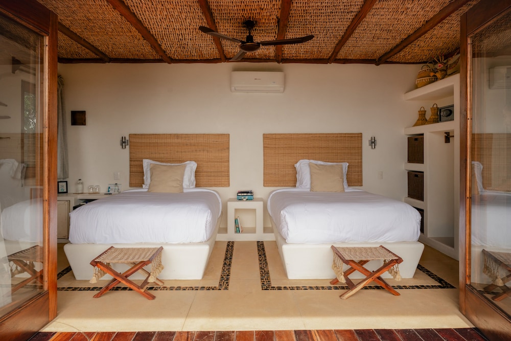 Zoa Hotel 21/67