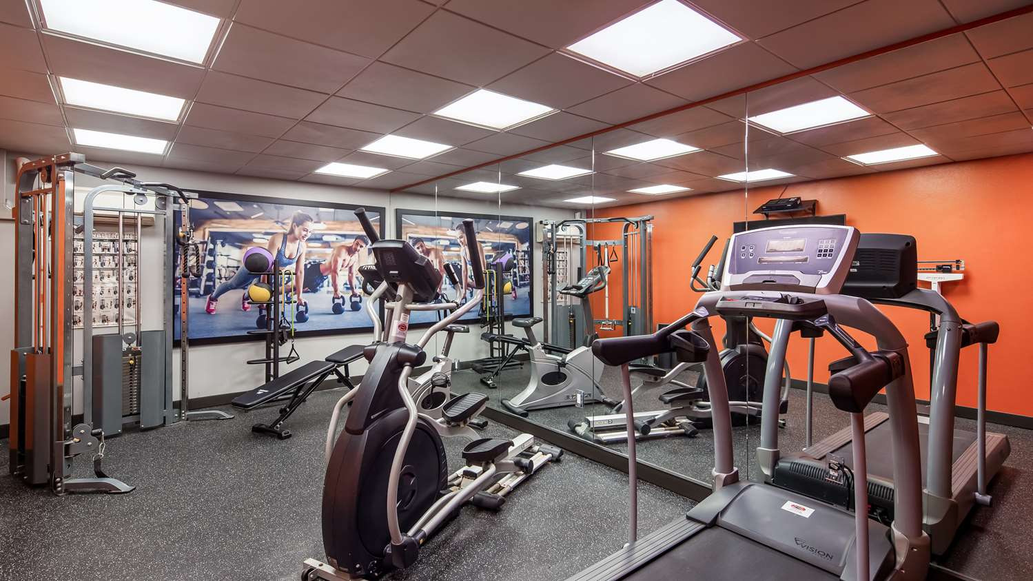 Best Western Paramus Hotel & Suites 21/35