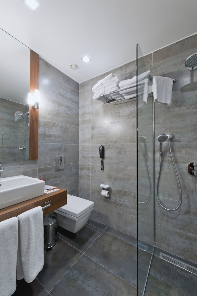 Four Points Flex by Sheraton Istanbul Taksim Square 7/54