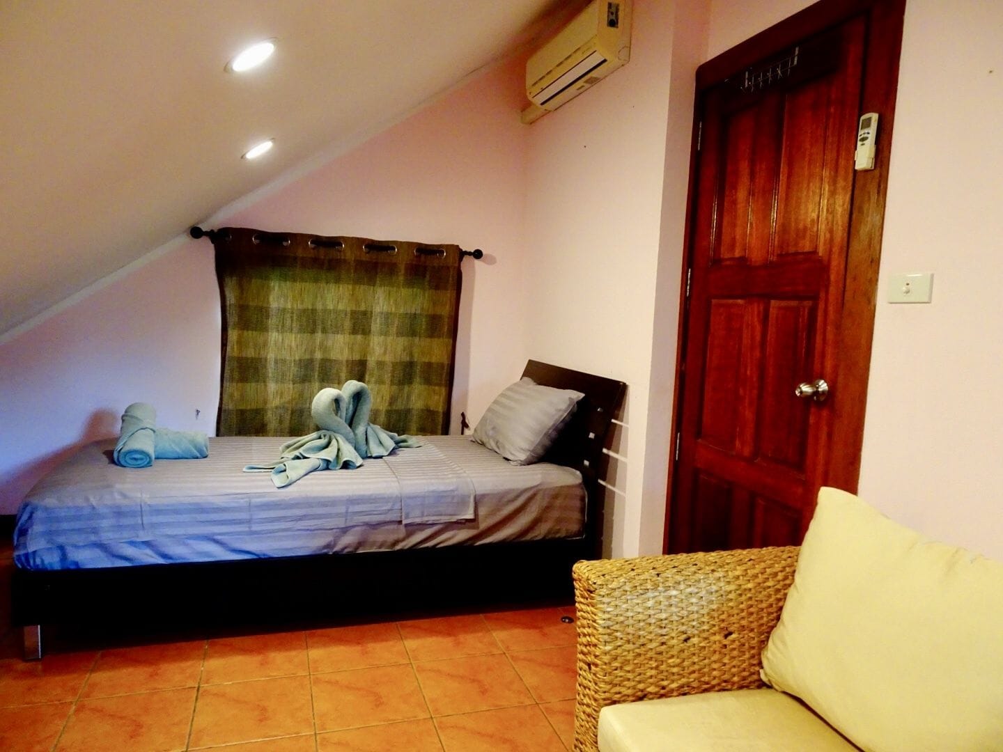 3 BEDROOMS, STAR BAY