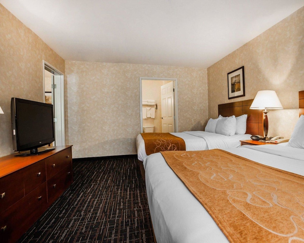 Comfort Suites Independence Kansas City 11/38