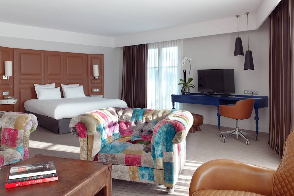 Renaissance Paris Hippodrome de St. Cloud Hotel 38/48