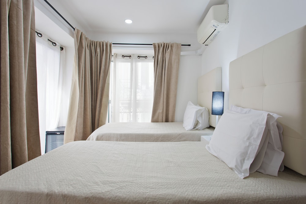 Braganca Oporto Hotel 30/70