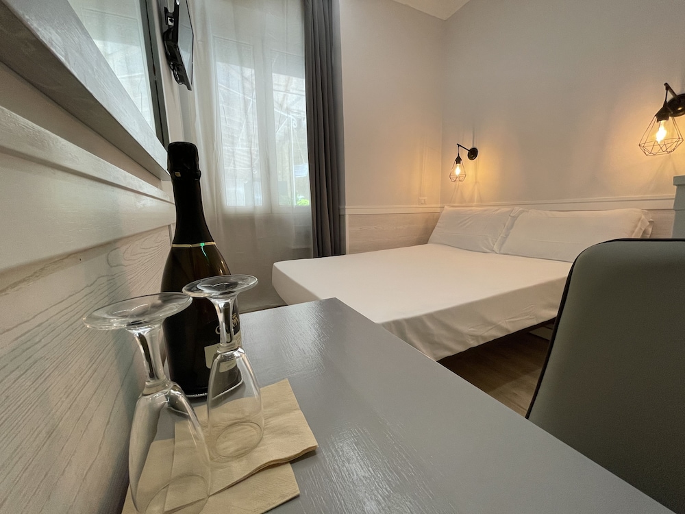 Giotto Flavia Hotel 24/36