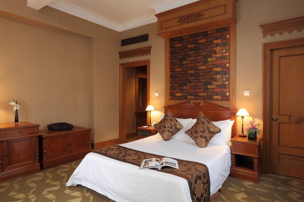 Jinjiang Shanghai Jing'an Hotel 8/27