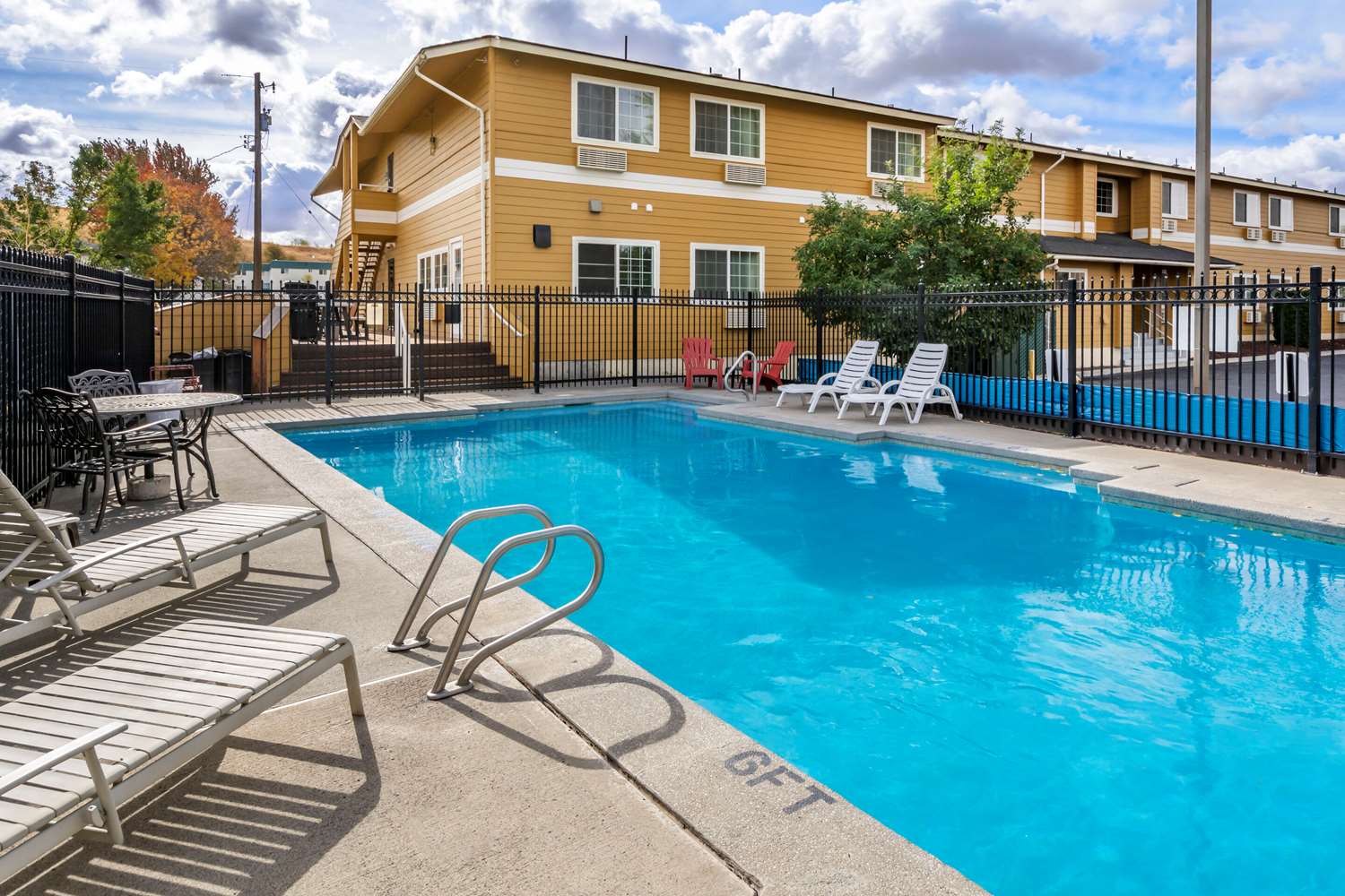 Quality Inn Paradise Creek 43/43