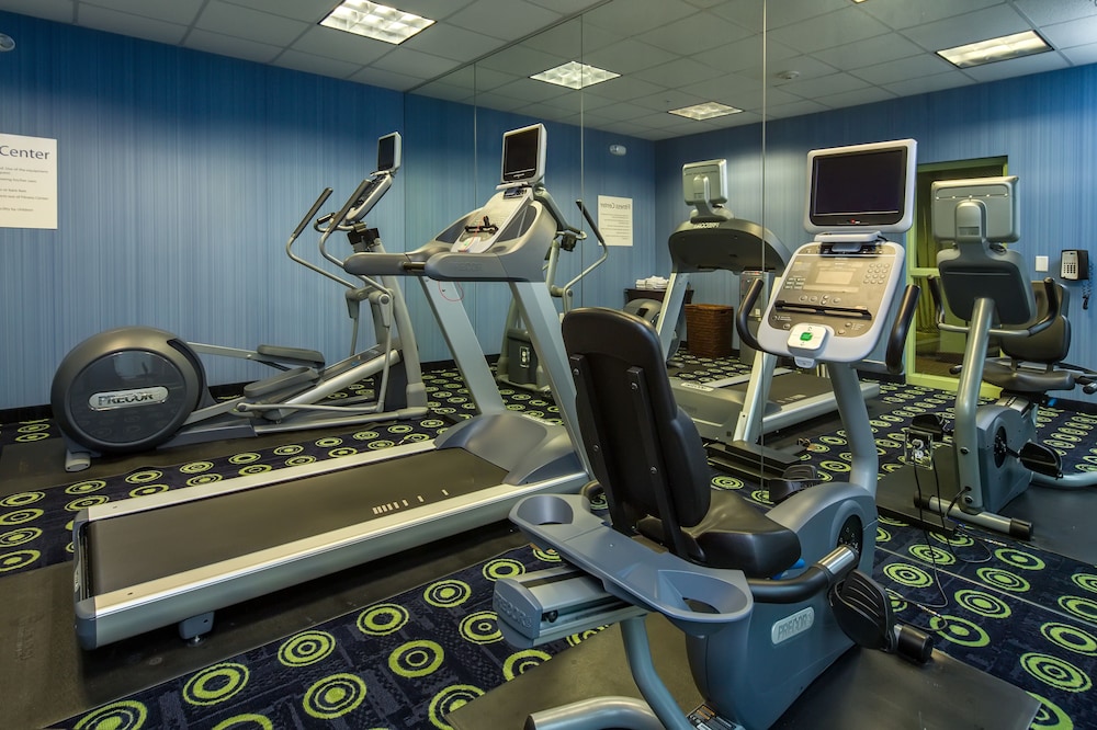 Holiday Inn Express Hotel Suites Orlando Apopka 22/38