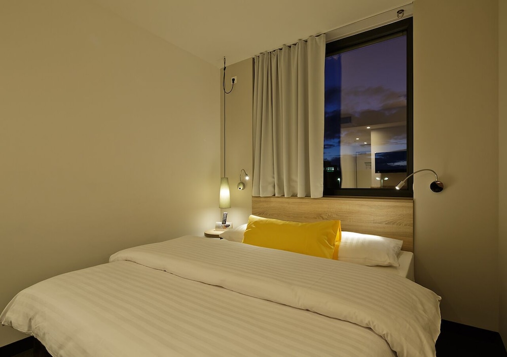 B B Hotel Munchen Olympiapark 14/45