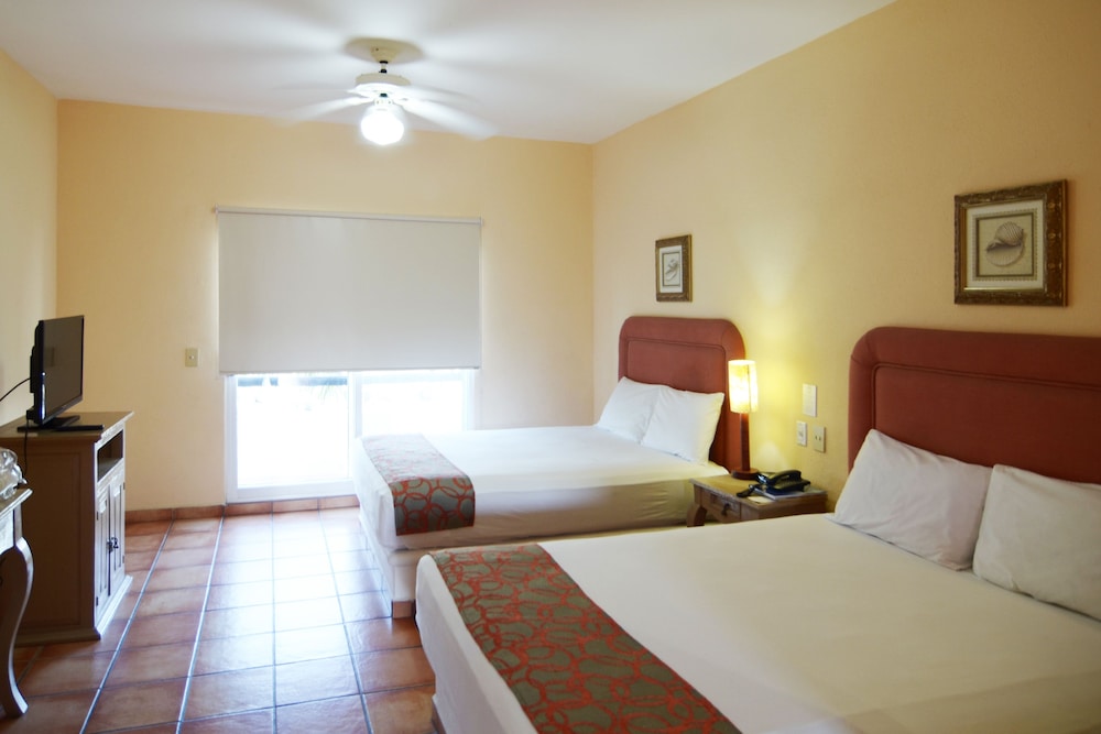 Hotel And Suites Las Palmas Los Cabos 13/68