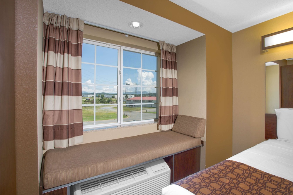 Microtel Inn And Suites By Wyndham Harrisonburg 11/29