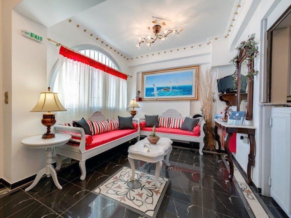 Ellinon Thea Boutique Hotel 55/72