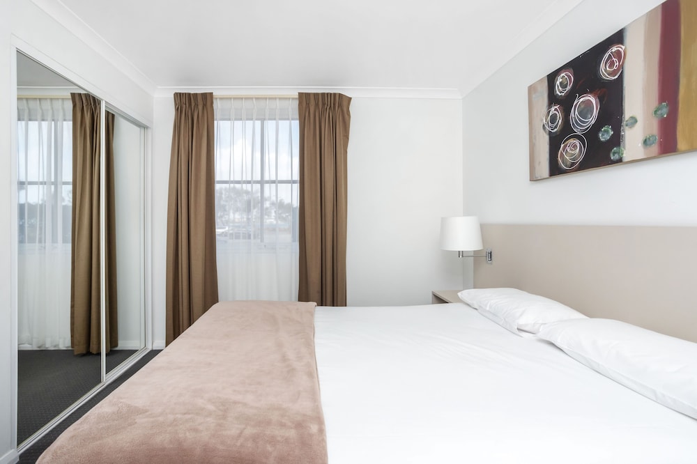 2 BEDROOMS, DELUXE, APARTMENT, GROUND FLOOR