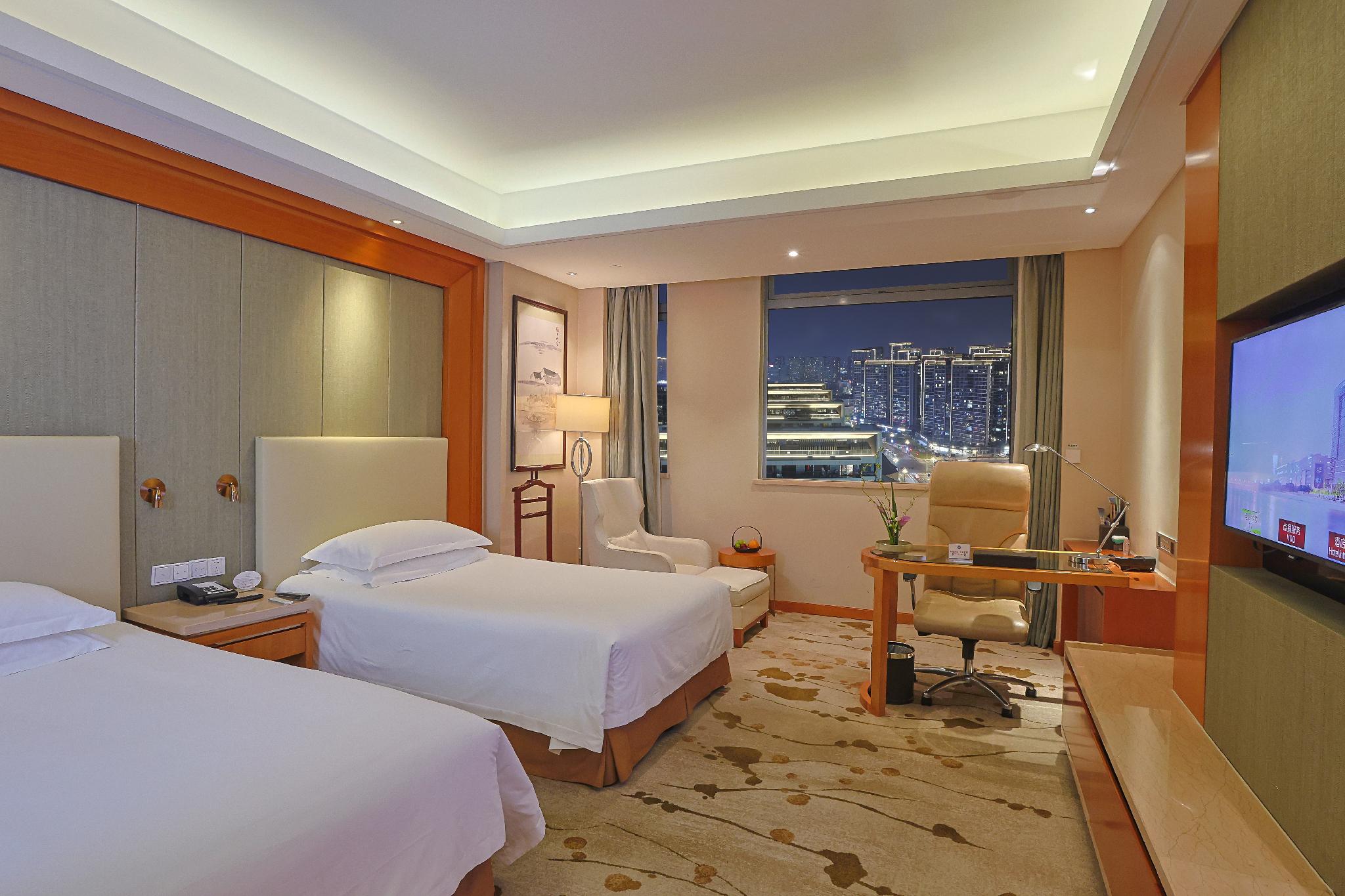 Room, Twin Beds, City View