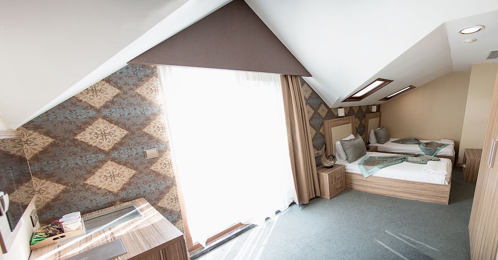 The Rise Aron Business Hotel Merter 17/58