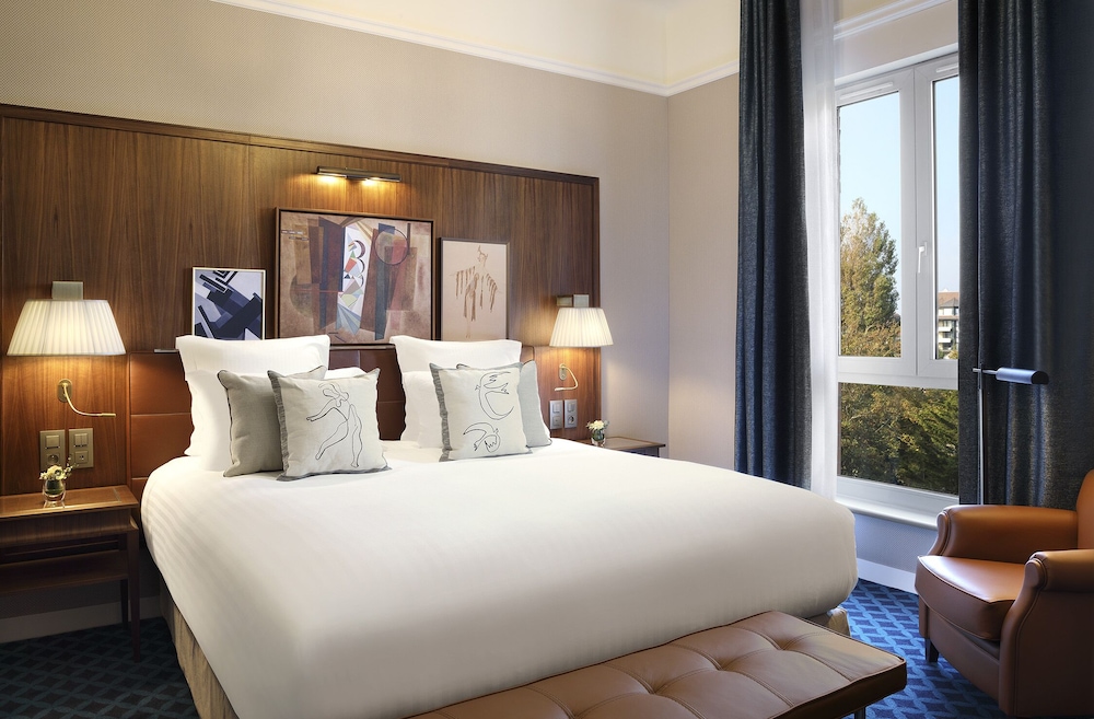 HOTEL BARRIERE LE WESTMINSTER 17/63