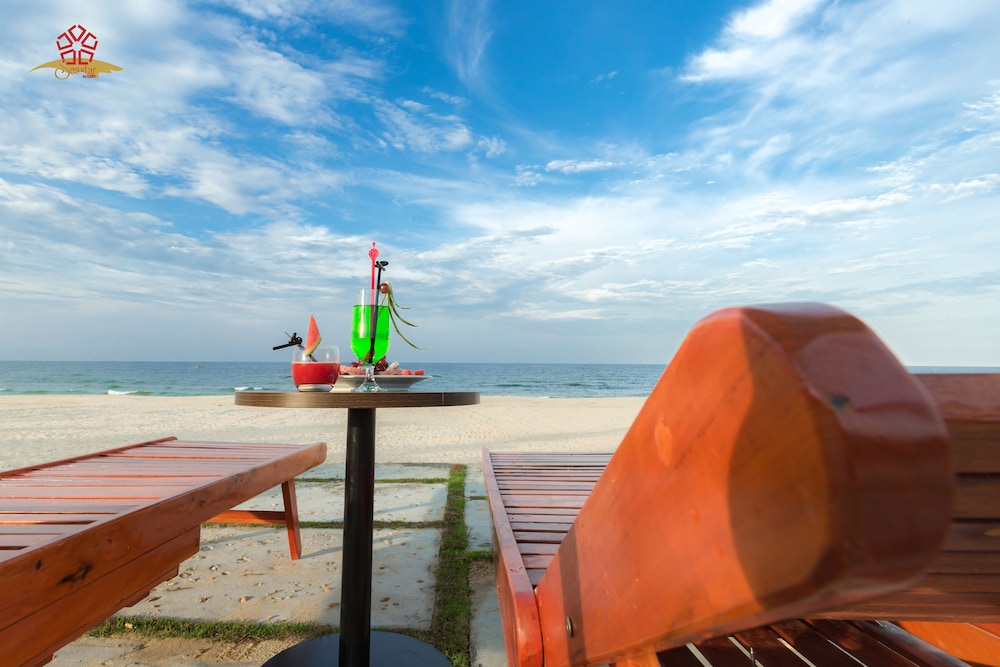 Sea Star Resort Quang Binh 33/66