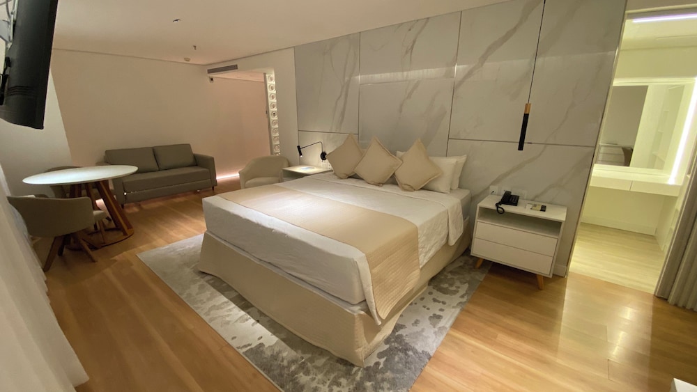 WA HOTEL CARUARU 8/63