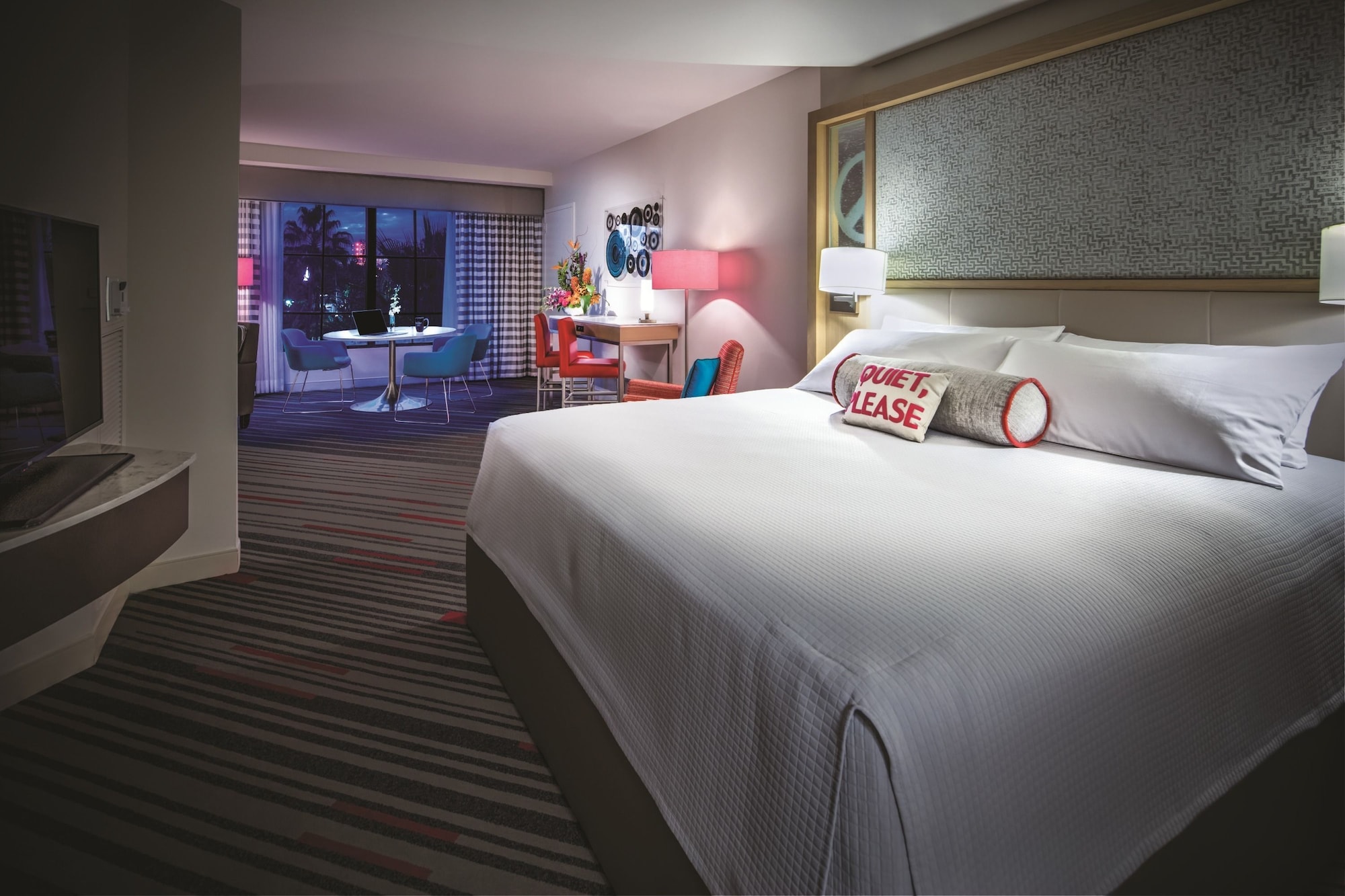 Suite, King Bed