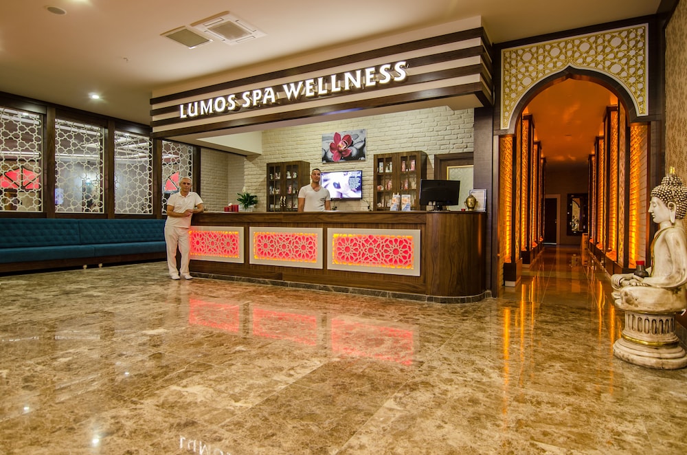 The Lumos Deluxe Resort Hotel and Spa 7/60