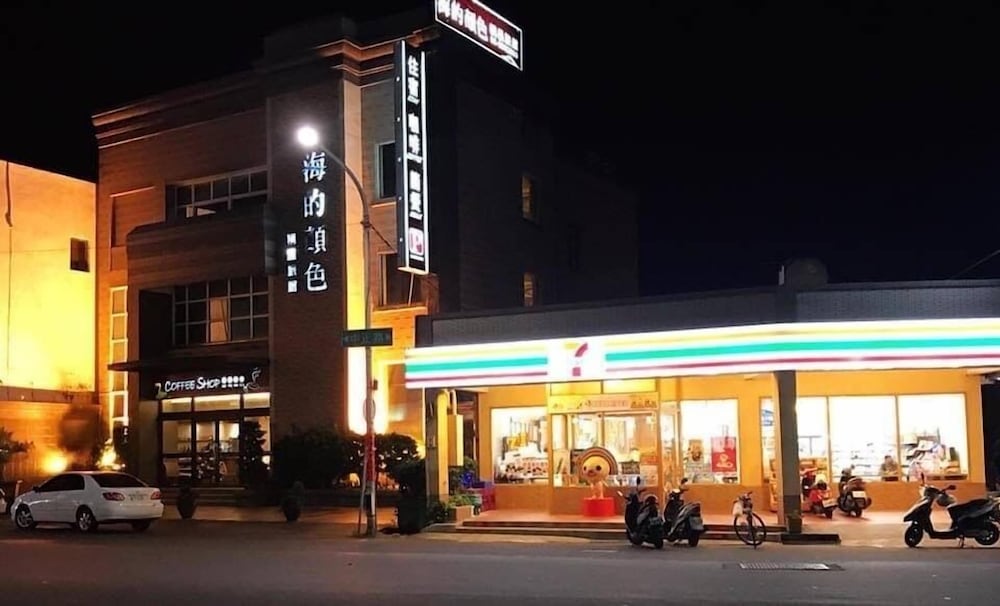 ザ カラーズ アンダー ザ シー 写真3